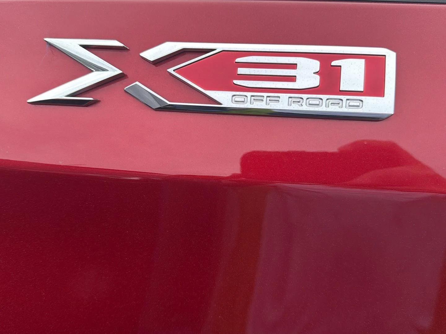 gmc sierra 1500 2024 3GTUUDED1RG387255 image gmc sierra 1500 2024 3GTUUDED1RG387255 image